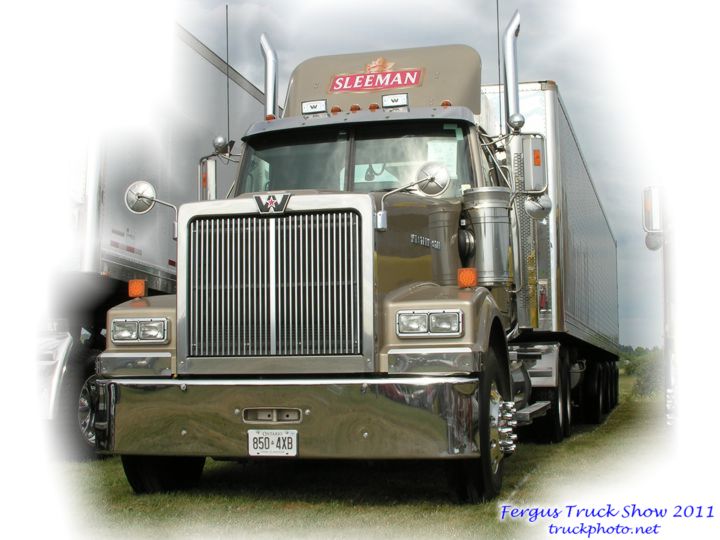 Gold Sleeman Western Star Day Cab Tractor Fergus Truck Show 2011