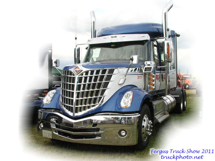 Blue and White International Lonestar Highway Tractor Fergus Truck Show 2011.JPG
