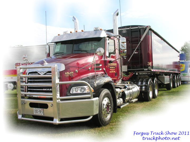 Nice Red Mack Truck with Red Trailer Fergus Truck Show 2011.JPG